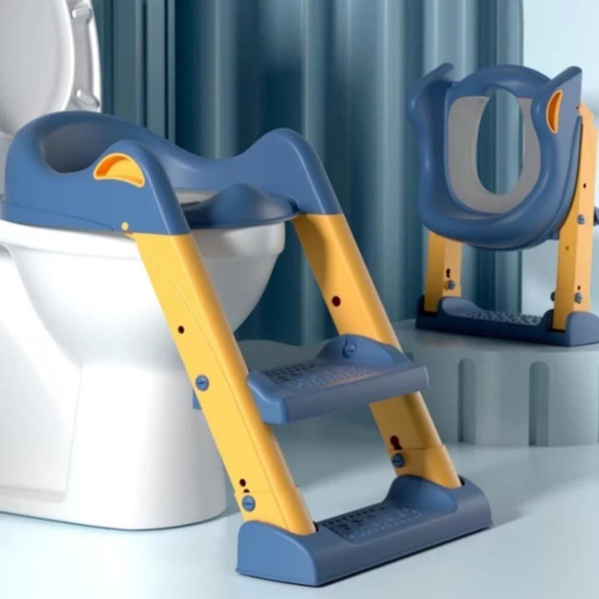 TinySteps™ 2-in-1 Foldable Potty Trainer